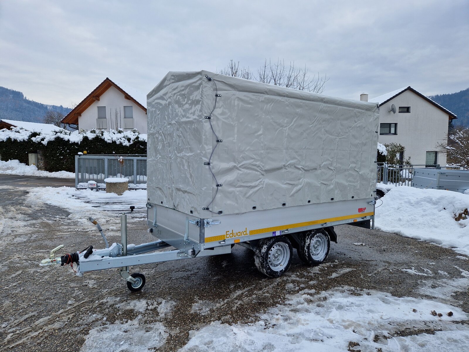 Winter den Anhänger .